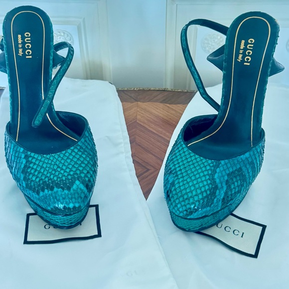 Gucci Shoes - Gucci Women's Teal Snakeskin Heels Platform, original dust bags